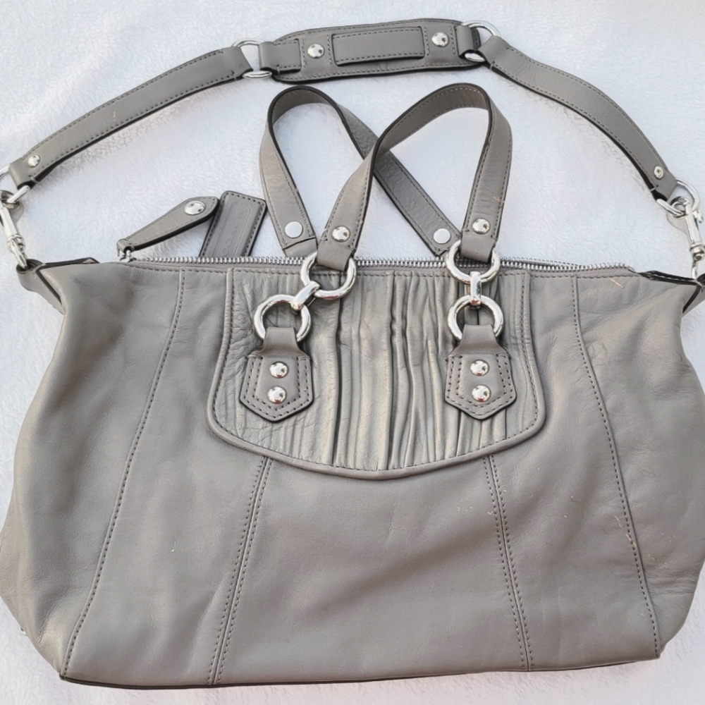 Coach Ashley Shoulder Bag - Picture 3 of 10